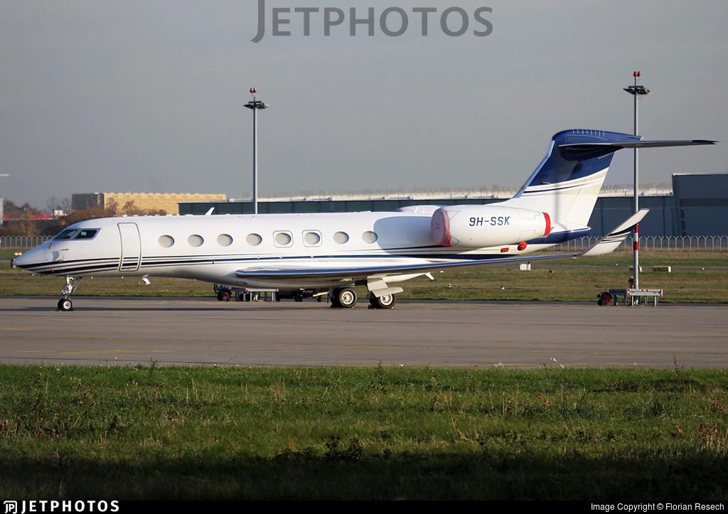 Самолет Самвела Карапетяна исключен из американского “черного списка”
