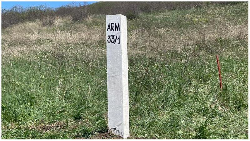 Հայ-ադրբեջանական սահմանին տեղադրվել է 40 սյուն