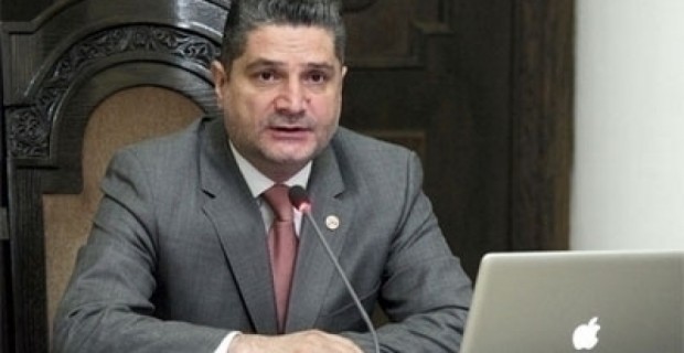«Չորրորդ ինքնիշխանություն». հաց չկա՝ գաթա կերեք