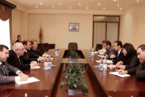 Տարոն Մարգարյանը հանդիպել է Ասիական Զարգացման բանկի 
ներկայացուցիչներին