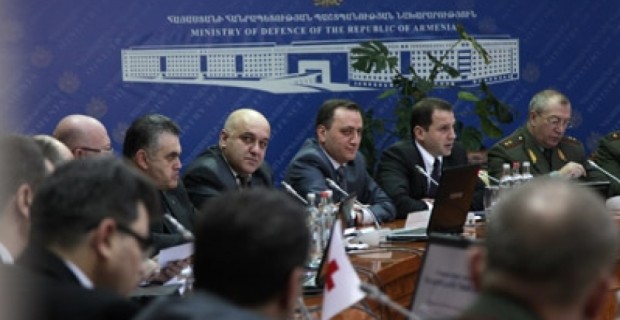 Երևանում մեկնարկել են «Փոխգործակցություն-2012» համատեղ զորավարժությունների շտաբային բանակցությունները