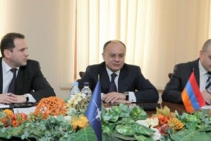Նախարարը հանդիպել է ՆԱՏՕ-ի գլխավոր քարտուղարի տեղակալին