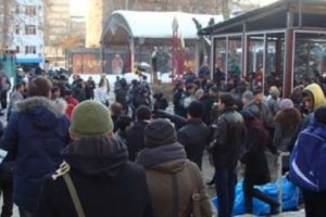 Ответ участников борьбы за сквер на проспекте Маштоца полиции РА