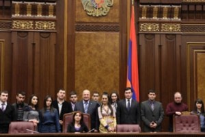 Նիկոյանը՝ ուսանողներին. «Ապրեք հպարտությամբ, որ հայ եք»