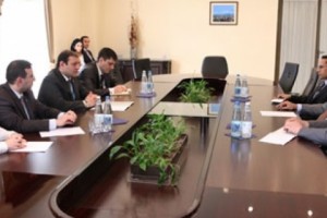 Քաղաքապետ Տարոն Մարգարյանը հանդիպել է ՀՀ-ում Քուվեյթի արտակարգ և լիազոր 
դեսպանին