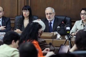 Ադրբեջանցիները ներողությո՞ւն են խնդրել Ալիևի պահվածքի ու հայերին «ֆաշիստներ» անվանելու համար