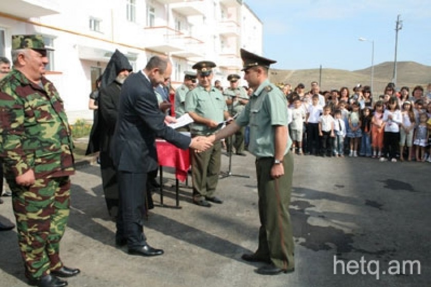 Բնակարանամուտ` սպայական ավանում (լուսանկարներ)