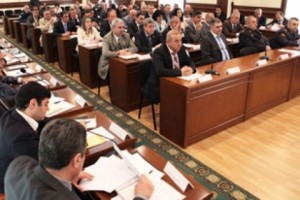 Լվացվում և բարեկարգվում են մայրաքաղաքի շենքերը

