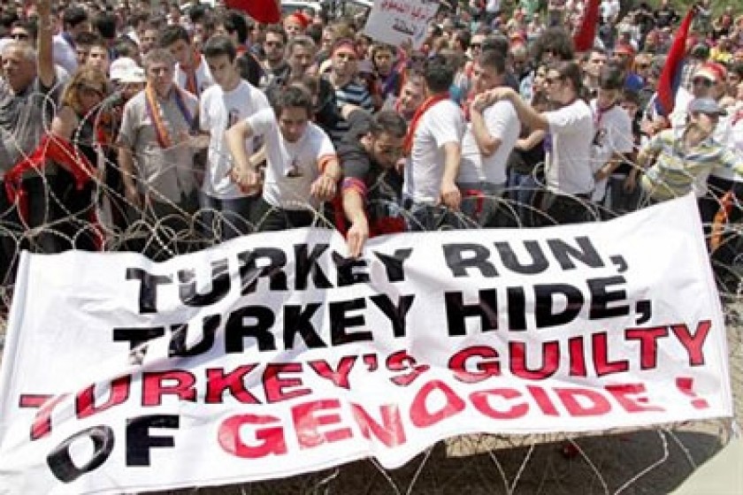 25,000 March on Turkish Embassy in Beirut; Call On Ankara to Recognize Genocide