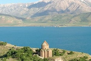 Թուրք հասարակությունը տեղյակ չէ Սբ. Խաչի գմբեթին բացակայող խաչի խնդրից
