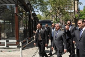 President Sargsyan to Yerevan Mayor: "Mashtots Park Kiosks Should be Dismantled Now"