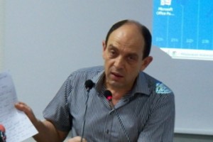 Парламентские выборы отличились голосованием “клонированных людей”