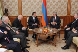 Համանախագահները՝ նախագահականում