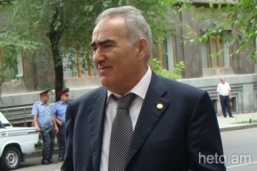 Галуст Саакян: “У Гагика Царукяна нет необходимости думать о том, вступать в 
коалицию или нет”