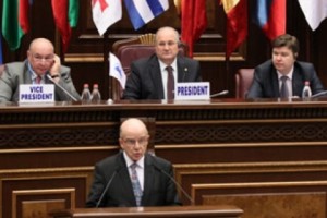 Մեկնարկել է ՍԾՏՀ խորհրդարանական վեհաժողովի լիագումար նիստը