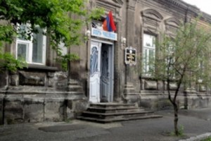 Ամբաստանյալի նստարանին է հայտնվել Գյումրու թիվ 1 կրթահամալիրի տնօրենը