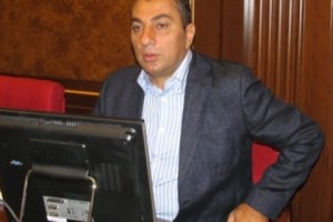 Самвел Алексанян: “Если народ очень захочет, то часть здания Крытого рынка отведем под 
“Сити”