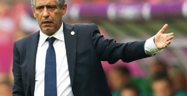 Greek Coach Santos - &quot;You have to play with your head and heart&quot;