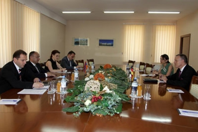 Նախարարը հրաժեշտ է տվել դեսպանին