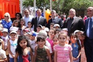 Երևանում բացվել է նոր, հարմարվետ ու խաղային ատրակցիոններով կահավորված ևս երկու բակ