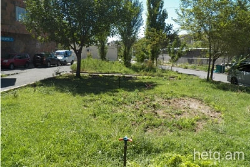 Րաֆֆու փողոցի բնակիչներից ուզում են խլել կանաչապատ այգին