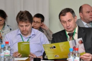 Люди все больше и больше предпочитают производить мобильный банкинг при помощи 
смартфонов