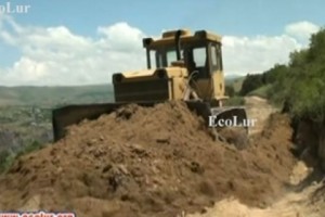 Два километра дороги в заповеднике чтобы умыться?!!! (видео)