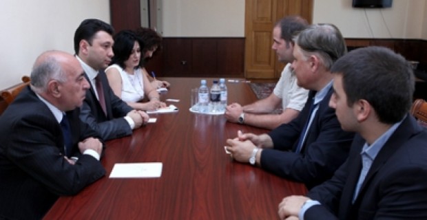 Կանադացի խորհրդարանականներ. Կանադայում «հայկական կրակը միշտ վառ է»