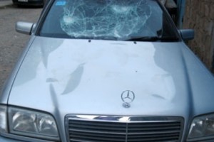 Выстрелы и нападение на квартиру в Ахтале: мишенью является мэр (фото)