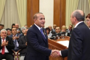 Արցախի նախագահը Հովիկ Աբրահամյանին պարգեւատրել է Մեսրոպ Մաշտոց 
շքանշանով
