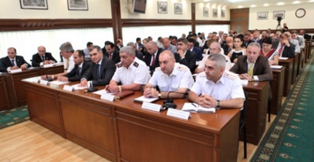 Հանձնարարվել է մանրակրկիտ ուսումնասիրել սոցիալական ծառայություններ 
ներկայացված բոլոր դիմումները