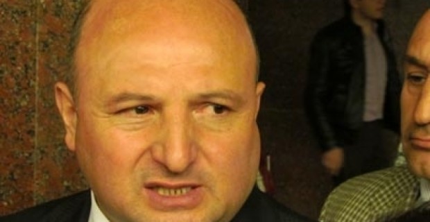 «Ժողովուրդ». Վարդան Ղուկասյանը ծեծել է իր աշխատակազմի ղեկավարին