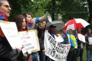 Armenian Community of Sweden Protested the Pardoning of Safarov


