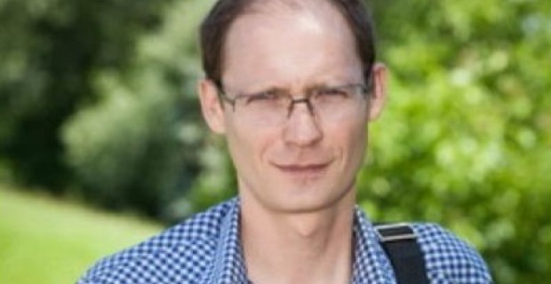 Kiev Investigative TV Reporter Hospitalized After Beating Near Home