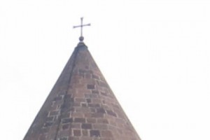  Ծառը շրջվել է եկեղեցու տանիքին