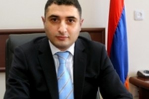 Почему к судье Араику Мелкумяну проявляется “благосклонное” отношение?