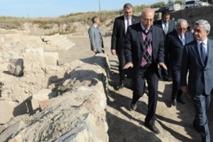 Սերժ Սարգսյանն այցելել է հնավայրեր