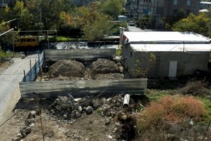 Мэрия дала положительное заключение по строительству торгового павильона в зеленой зоне (видео)