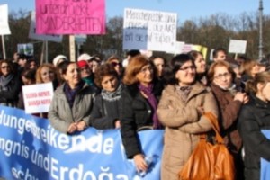 В Берлине Эрдогана встретили манифестацией