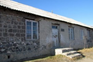 Principal Avetisyan: &quot;Many wouldn't leave the Koutakan if the school was in decent shape&quot;