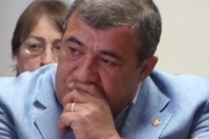 Հայրապետյանը պետք է վավերացնի իր ստորագրության իսկությունը կամ ներկայանա դատարան