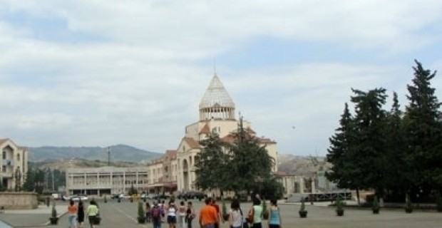 Քայլ առ քայլ դեպի իրավական ճանաչում