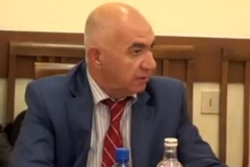Պահանջում են չեղյալ ճանաչել «Խոսրովի անտառ պետական արգելոցի» տնօրենի պաշտոնի 
համար անցկացված մրցույթը