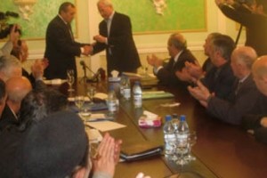Փոխադարձ պարգեւներ՝ Սյունիքի մարզպետի եւ գյուղնախարարի միջեւ