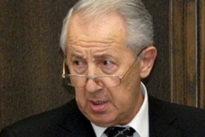 «Ժողովուրդ». մկան նման ծակը մտան