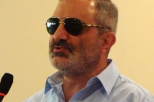 Alex Yenikomshian: Diaspora Must Participate in Struggle to Save Armenia