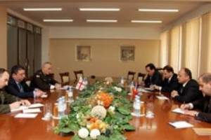 Նախարարն ու դեսպանը քննարկել են հայ-վրացական համագործակցության հարցեր