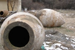 Հաց են կերել, փոխարենը` կճուճ տվել
