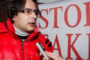 Armenia's Deputy Health Minister Visits Presidential Candidate on Hunger Strike