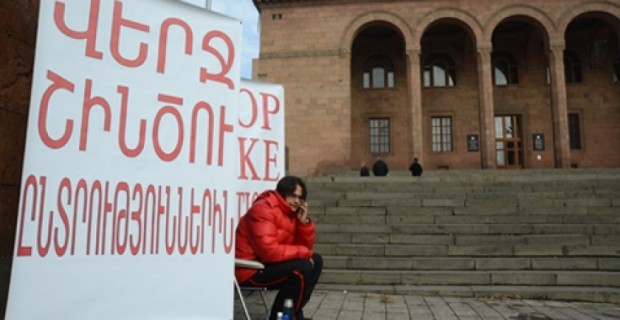 Central Electoral Commission Urges Candidate to End Hunger Strike
